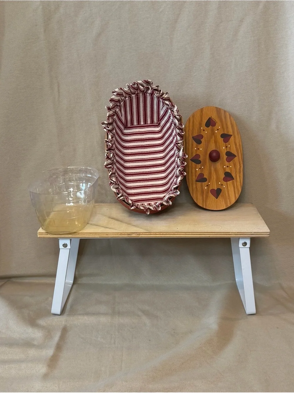 Longaberger Red & Natural Woven Basket with Patterned Fabric Liner Hearts Lid